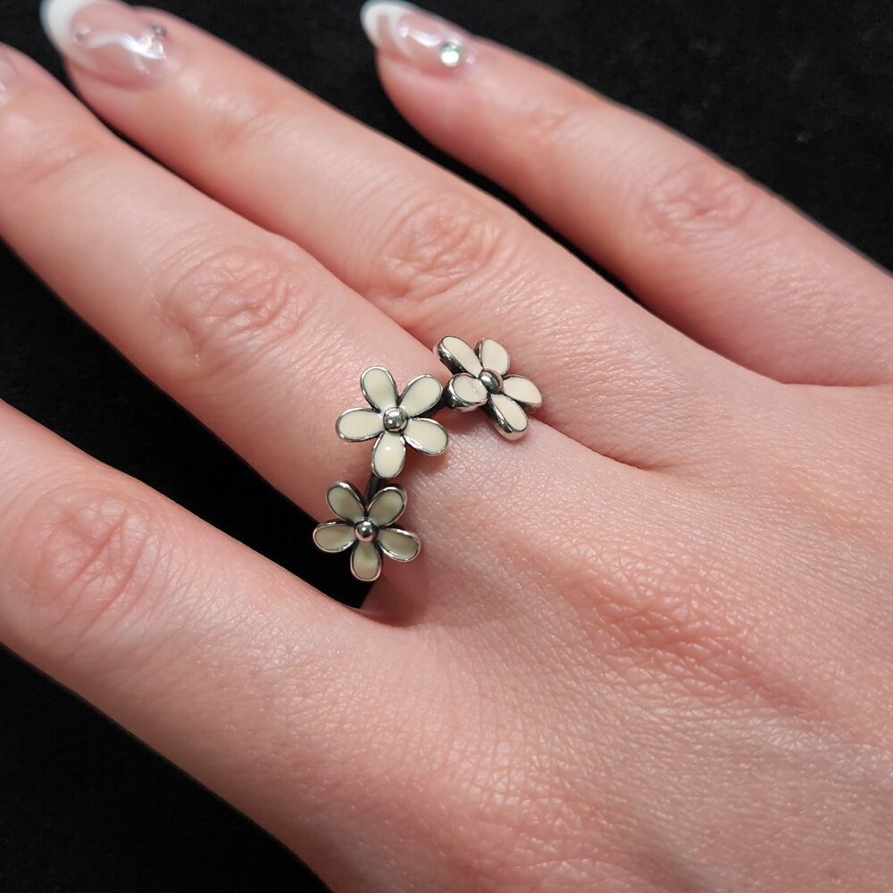 Pandora 3 Daisy Flower Ring 925